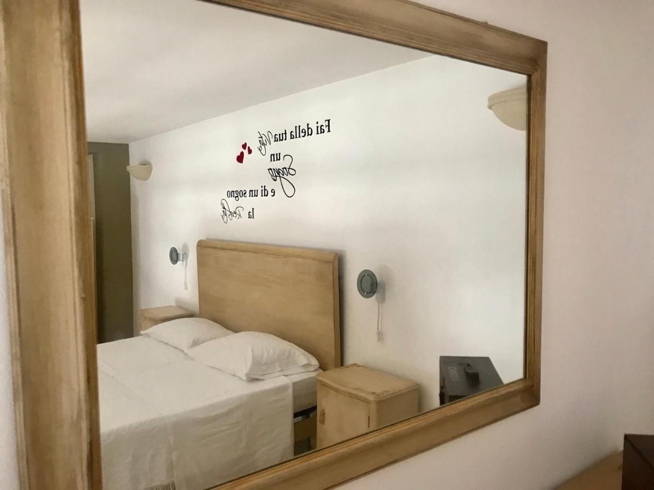 Appartamento Greta Viola House Squinzano Esterno foto